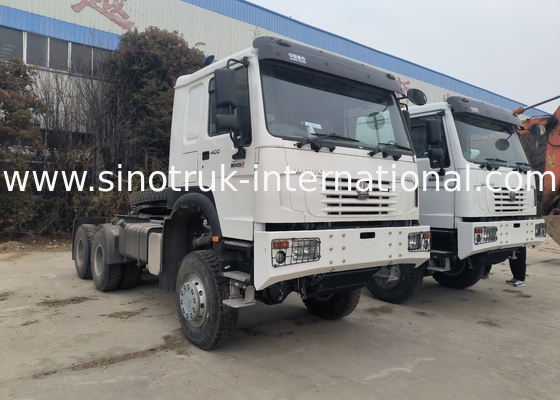 Sinotruk Howo Tractor Truck Rhd Tração integral 6 × 6 Weichai 400 hp Branco